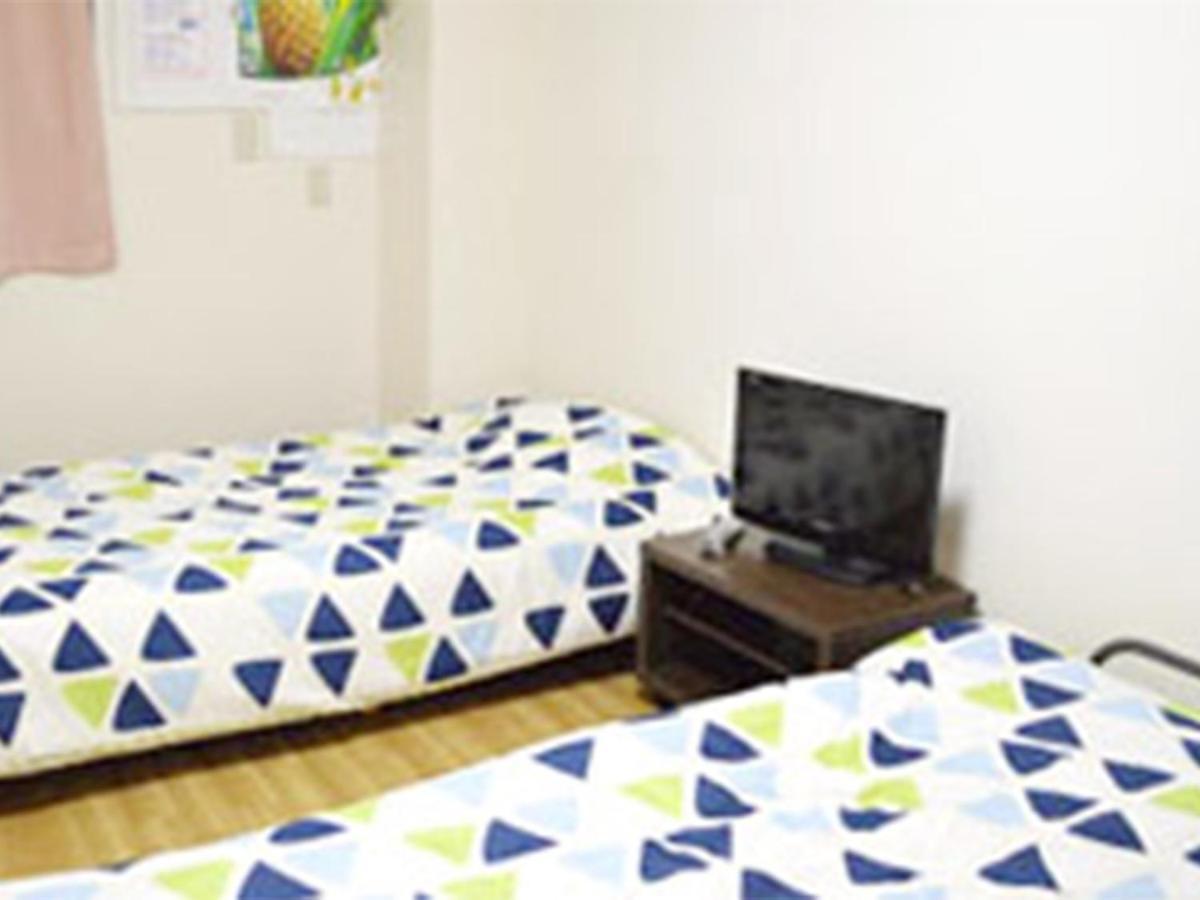 Guest House Fukutomi - Female Only Naha Zewnętrze zdjęcie