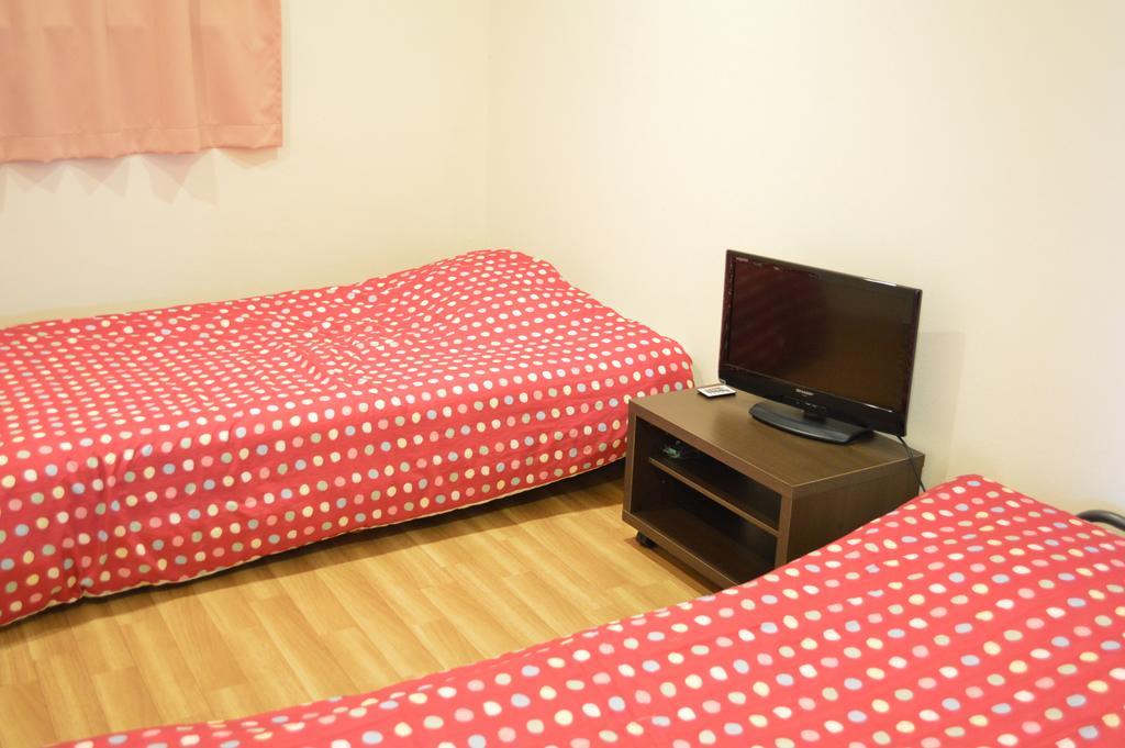 Guest House Fukutomi - Female Only Naha Pokój zdjęcie
