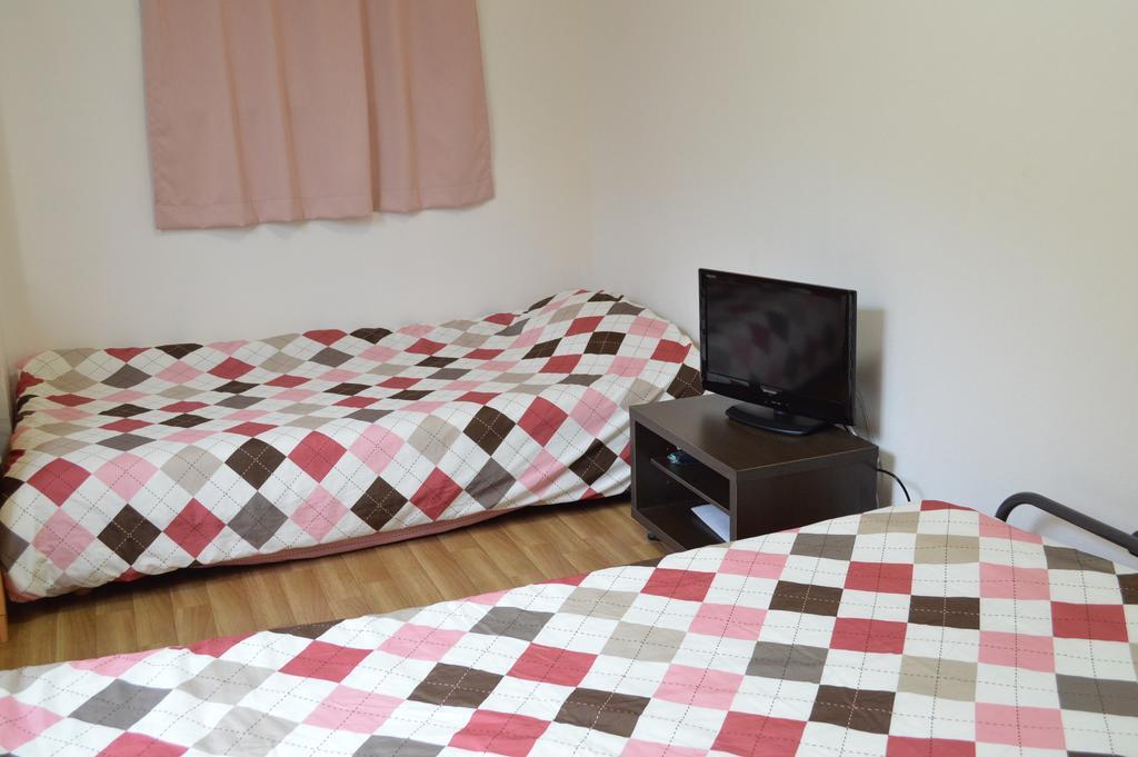 Guest House Fukutomi - Female Only Naha Pokój zdjęcie